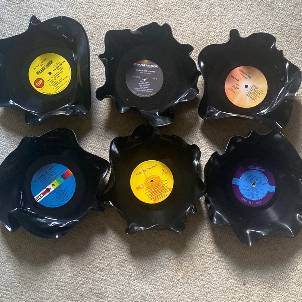 Vinyl record bowls